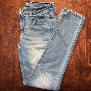 American Eagle light wash jegging - Size 4